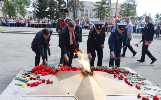 На мемориальном комплексе 